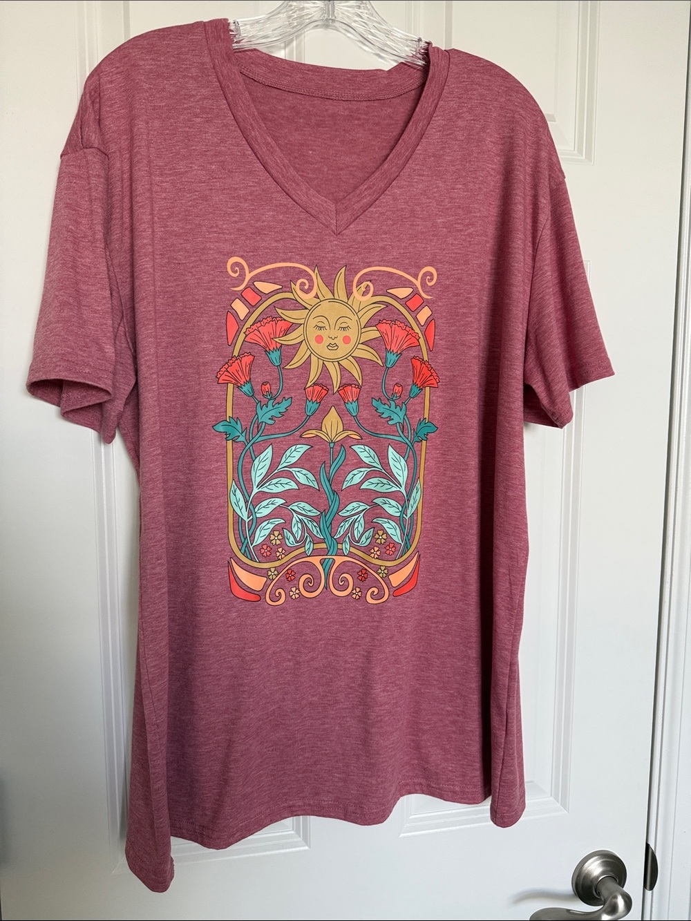 Sun & Floral Graphic V-Neck Tee - Dusty Rose